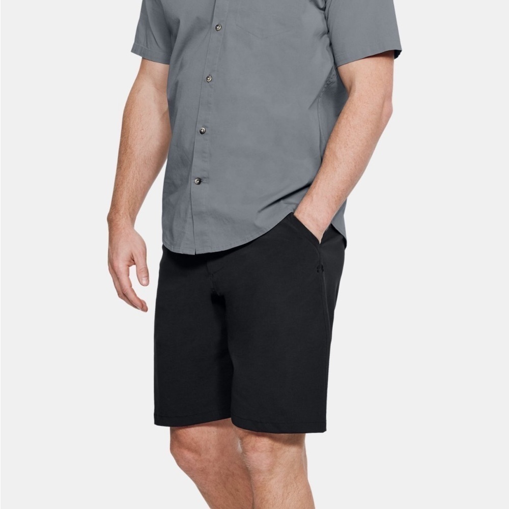 Under Armour Men’s Storm Fish Hunter Loose Fit Shorts Size 34 in Black